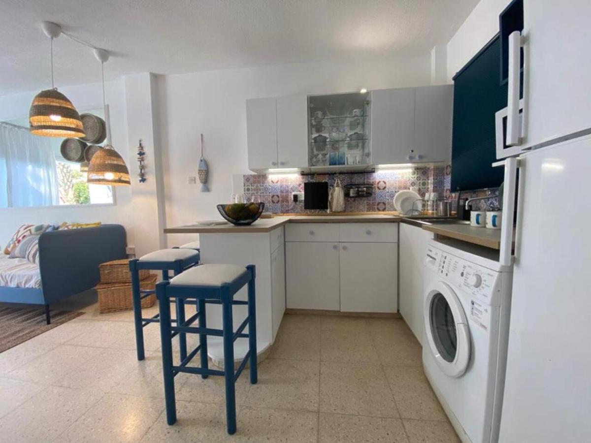 Romy'S Cozy One Bedroom Apt Larnaca Esterno foto