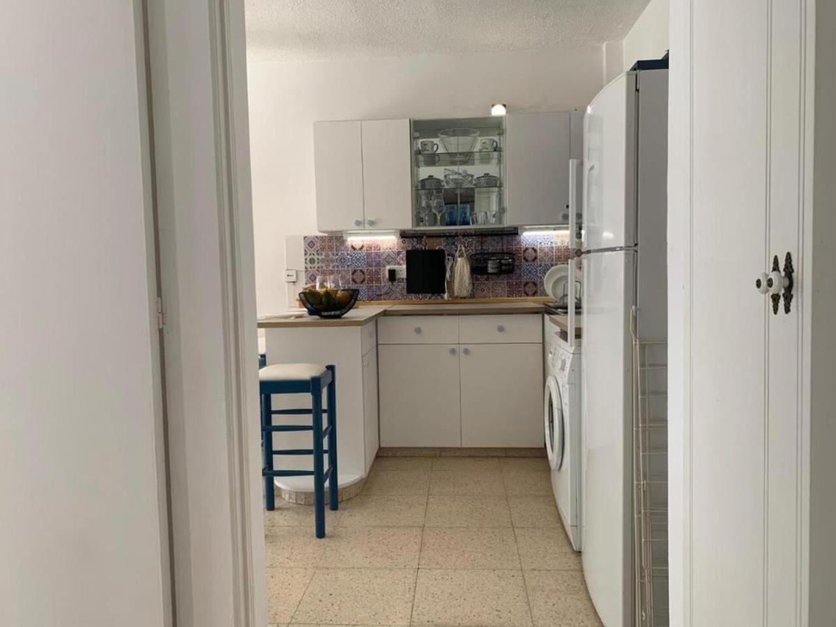 Romy'S Cozy One Bedroom Apt Larnaca Esterno foto